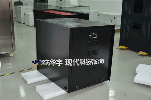 我司21號(hào)發(fā)貨浙江，為浙江某公司提供定制款恒溫恒濕戶外投影儀安裝柜(圖3)